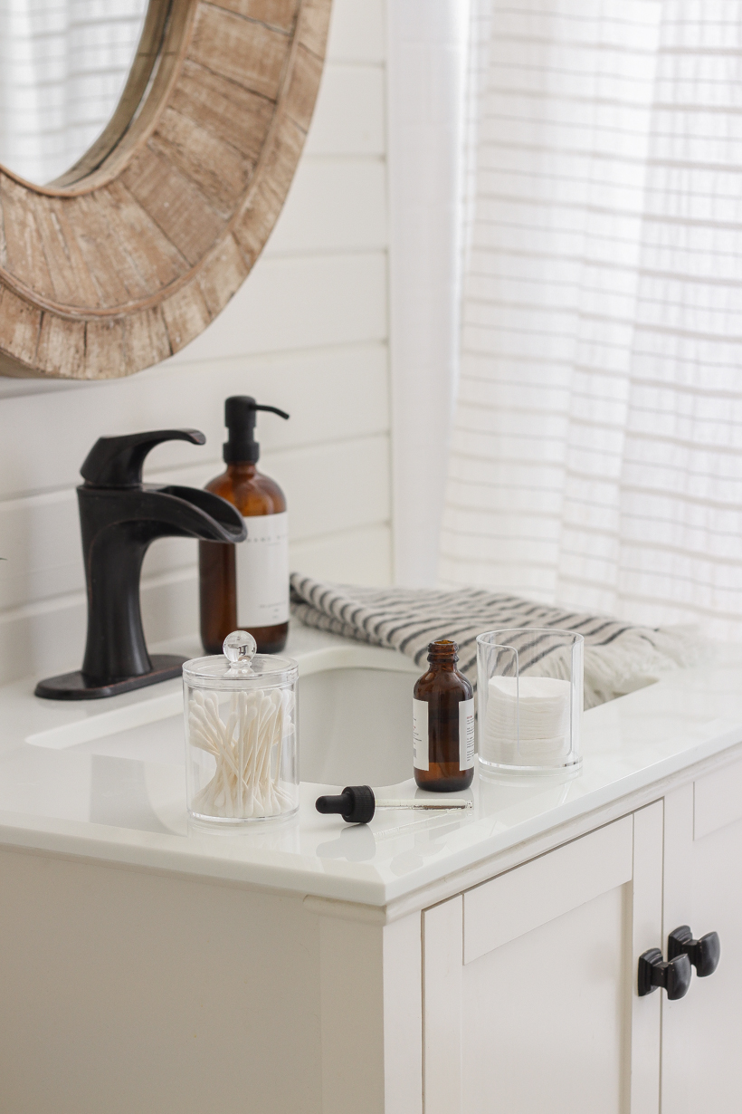 Bathroom organization ideas from home blogger and interior decorator Liz Fourez