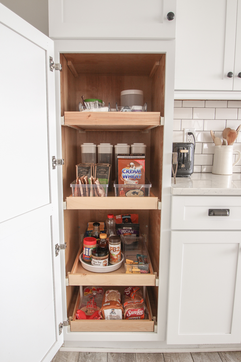 Home blogger Liz Fourez shows how to create an organized pantry customized to maximize space and fit your family's needs.