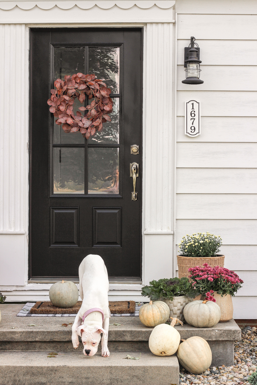 10 Simple Ways to Decorate Your Porch for Fall