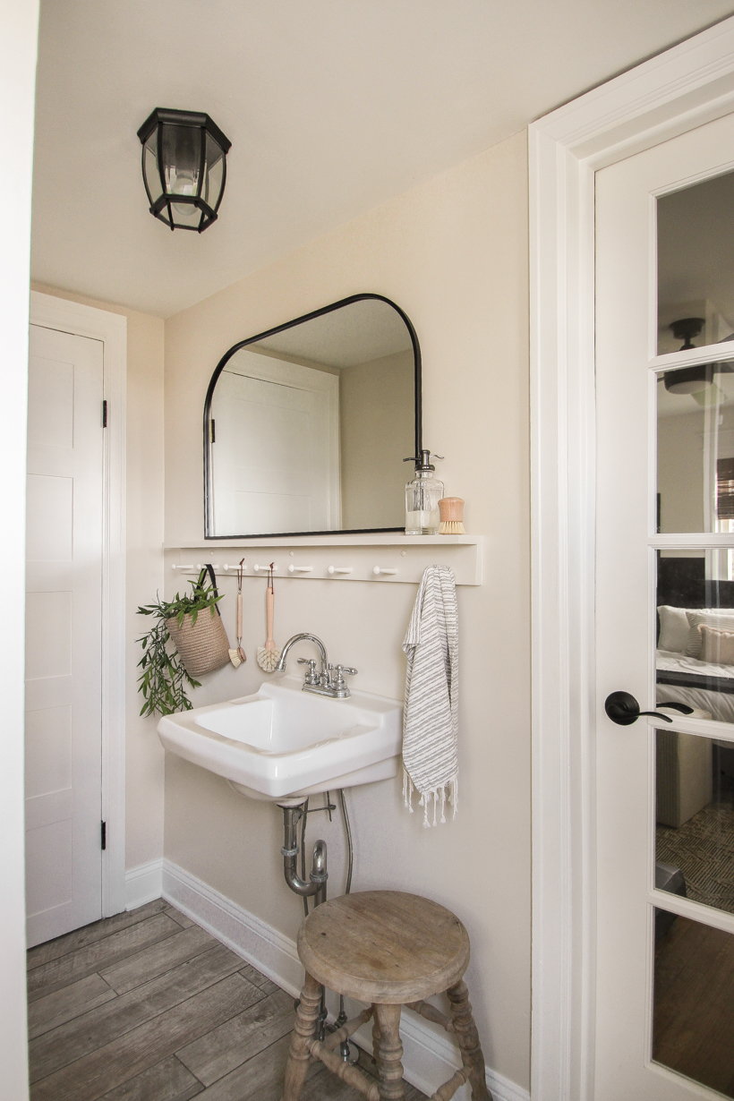 Interior decorator and home blogger Liz Fourez reveals her new pantry and the creative way she made use of an awkward space.