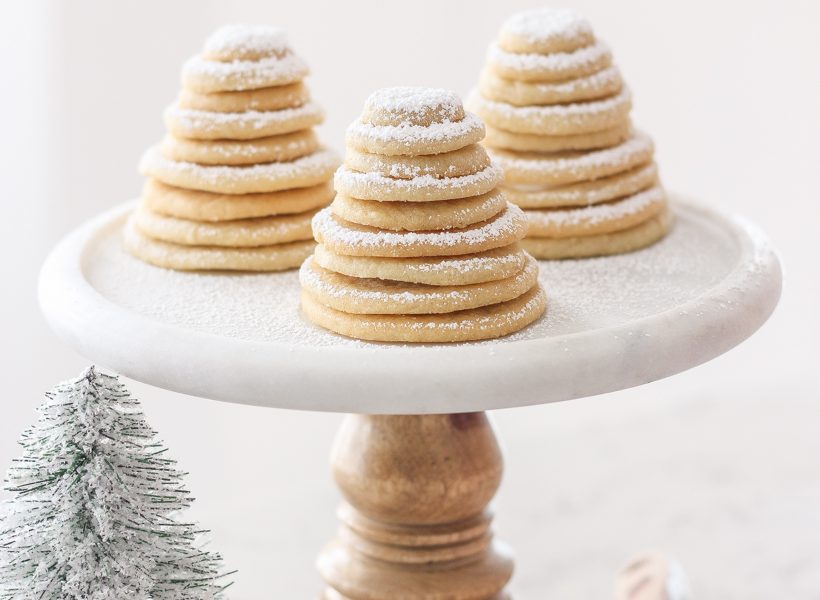 Follow this fun, easy tutorial from Indiana home + lifestyle blogger Liz Fourez to make the cutest little Sugar Cookie Christmas Trees! So easy to make and a perfect holiday activity for kids!