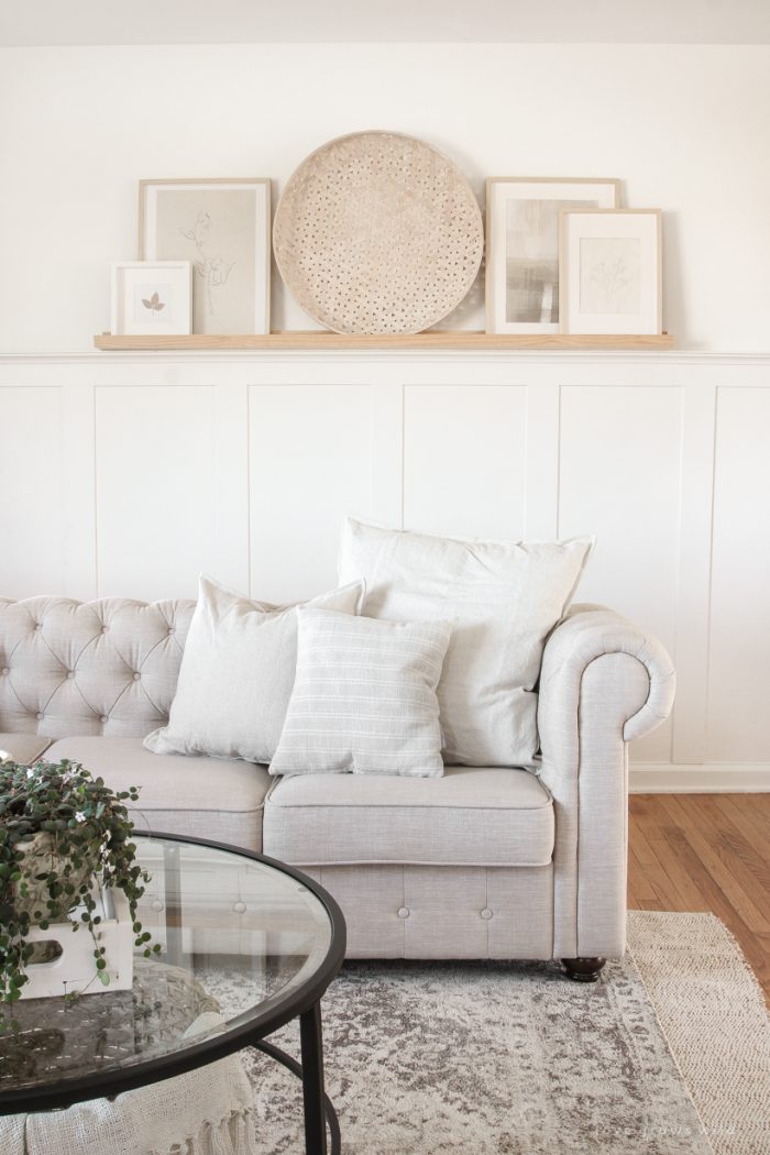 Take a tour of this beautiful newly updated living and dining room in blogger Liz Fourez's Indiana farmhouse.