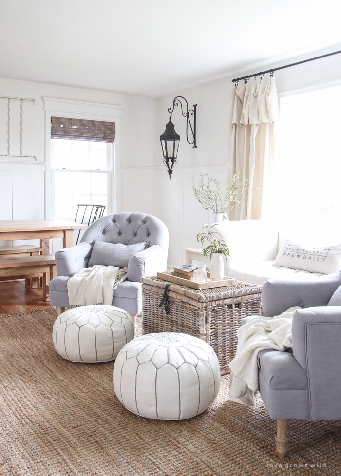 Check out this beautifully decorated farmhouse-style living and dining room!