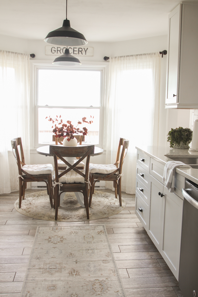 WASHABLE rugs! Home blogger and interior decorator Liz Fourez tests out a washable rug in her kitchen. 